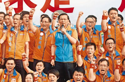 湖北新闻网 2011香港区议会选举6日举行 参选