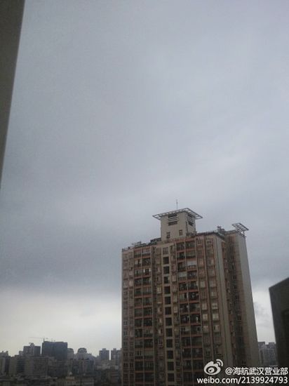 湖北新闻网 武汉今天可能还有暴雨 高温暂退避