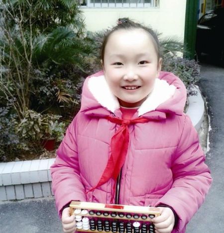 湖北新闻网 武汉7岁女神童 心算快过计算器