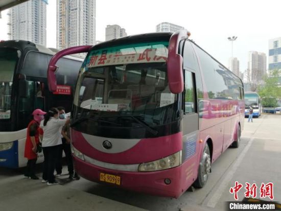 武汉开往省际长途客运班线恢复运营